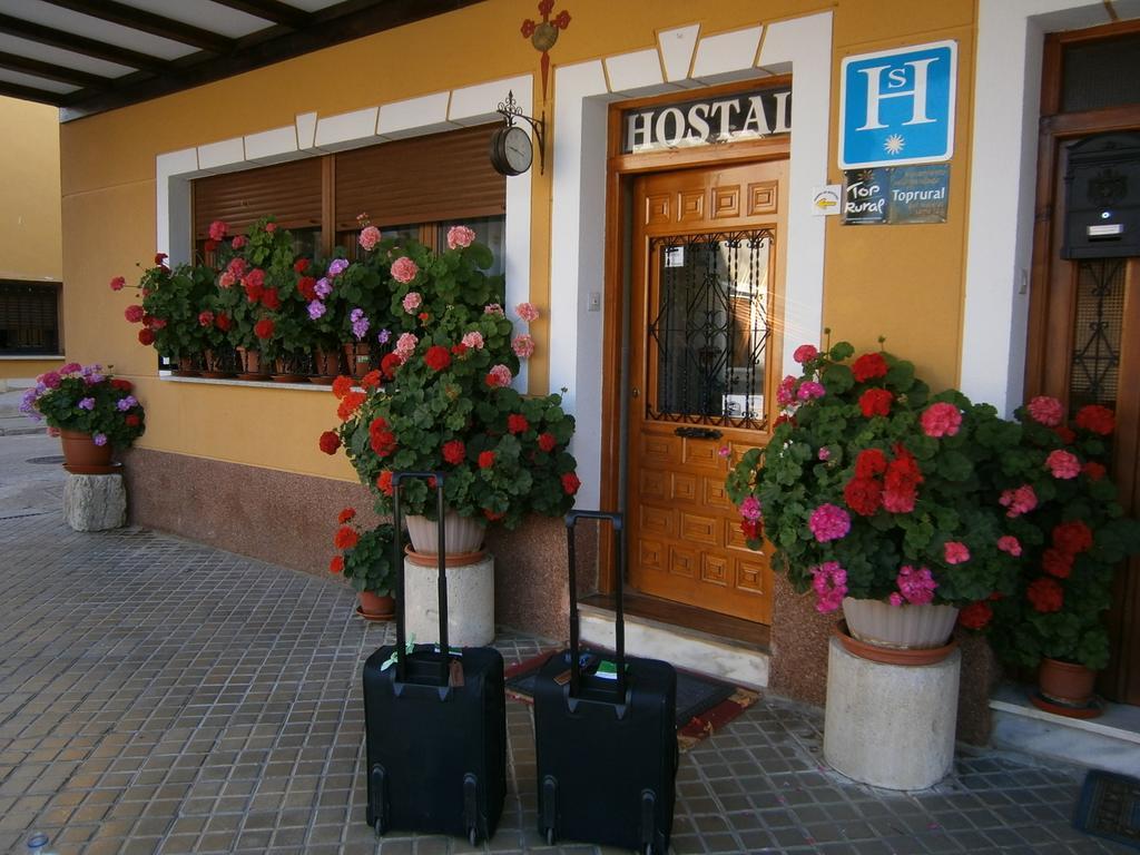 Frómista Hostal Camino De Santiago מראה חיצוני תמונה